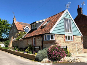 1 bed property in Cromer 48723
